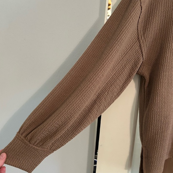 Brown Ribbed Long Sleeve Top - Picture 3 of 4